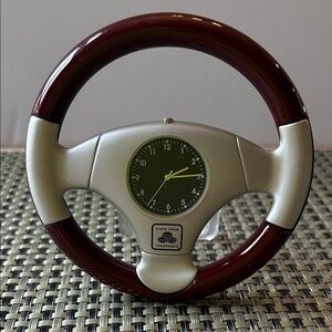NEW! Vintage collectible SANIS Steering Wheel Desk Clock